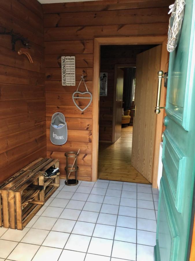 Gemuetliches Holzhaus In Idyllischer Lage Ruppichteroth Esterno foto